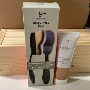 IT cosmetics heavenly luxe body brush and body foundation